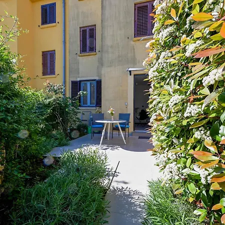 Danka With Terrace Apartment *