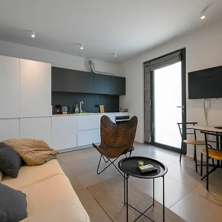 Danka With Terrace *